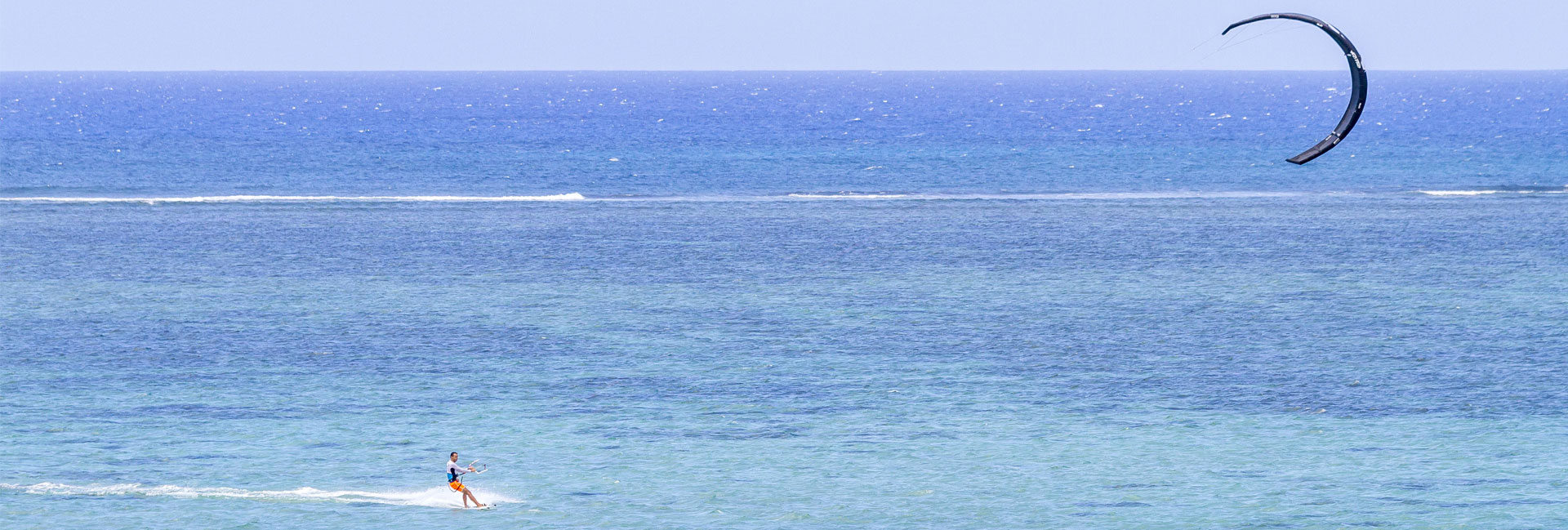 kite-alone-in-paradise-mauritius